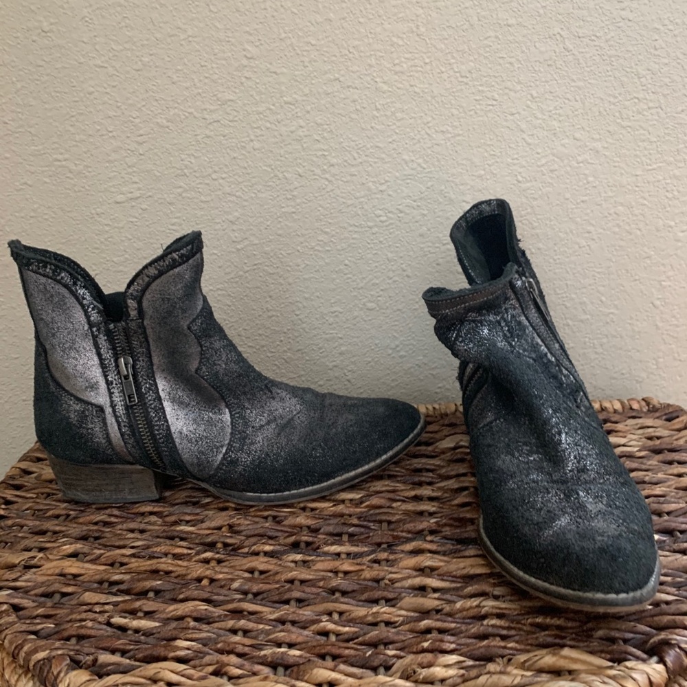 Metallic Shine boots
